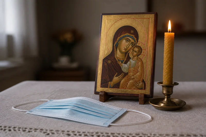 Икона Богородицы, новая маска и свеча — молитва о здравии